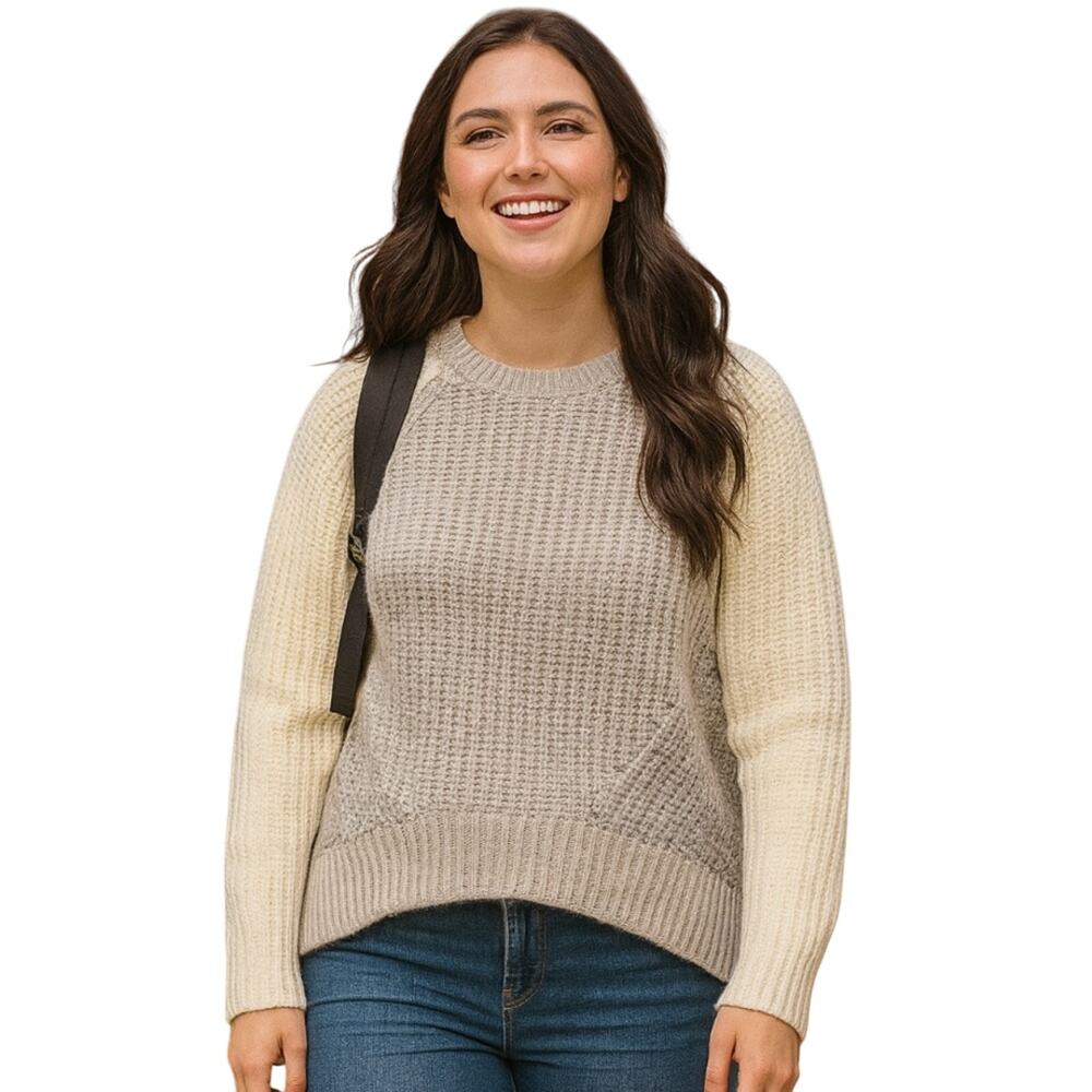 John + Jenn Women's Chunky Knit Crewneck Sweater Gray and Cream Colorblock Large